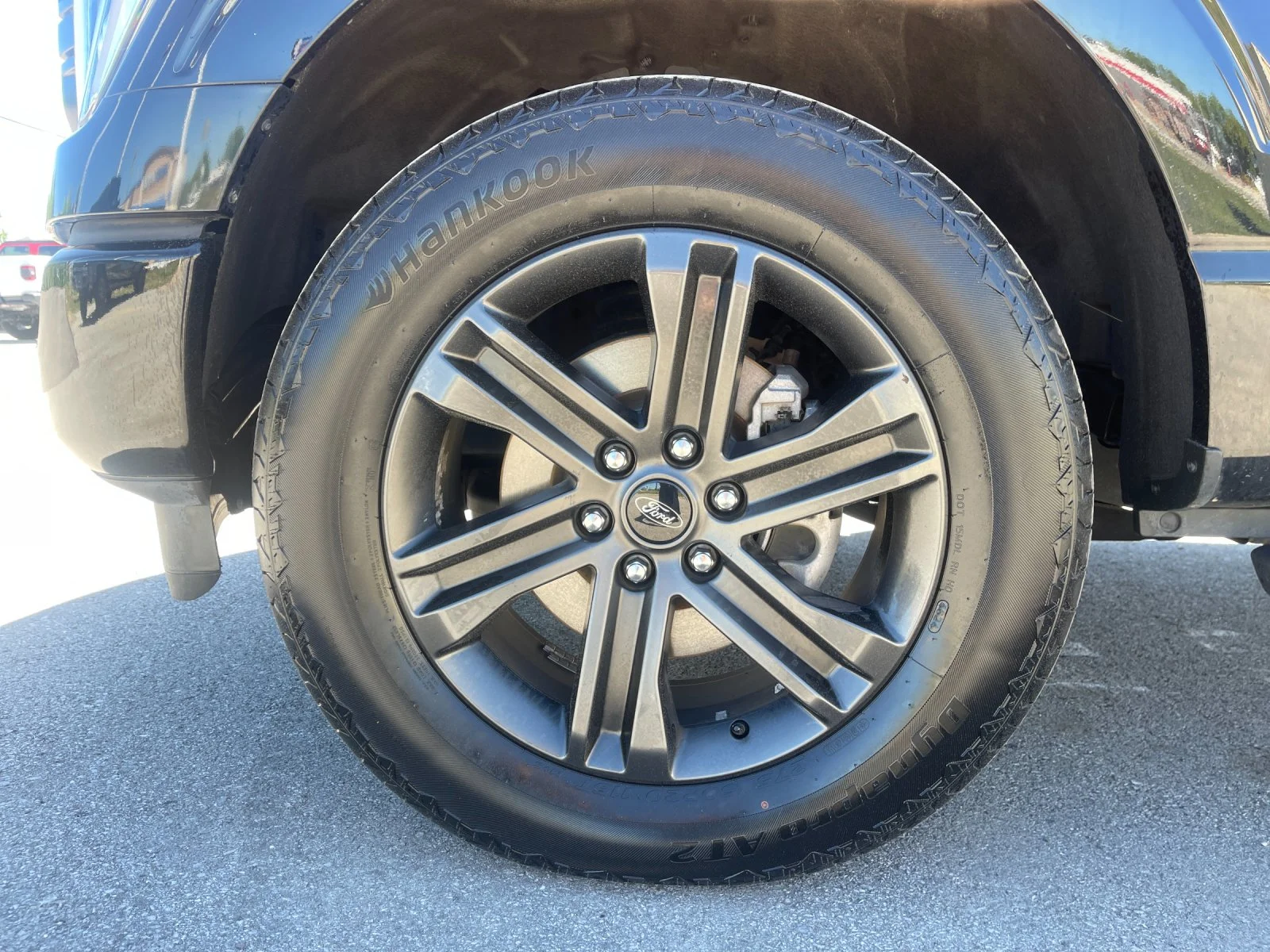 Used 2022 Black Ford XLT image 31