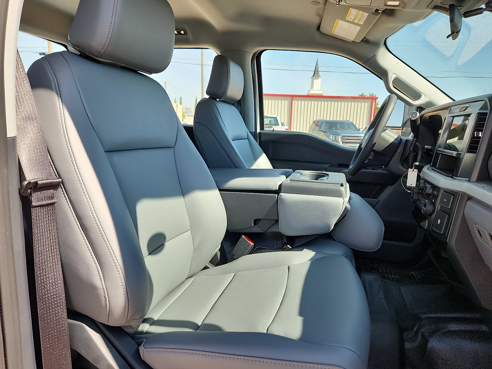 New 2026 Oxford White Ford XL image 20
