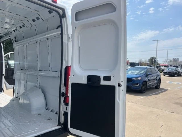 Used 2025 White Ram High Roof image 38