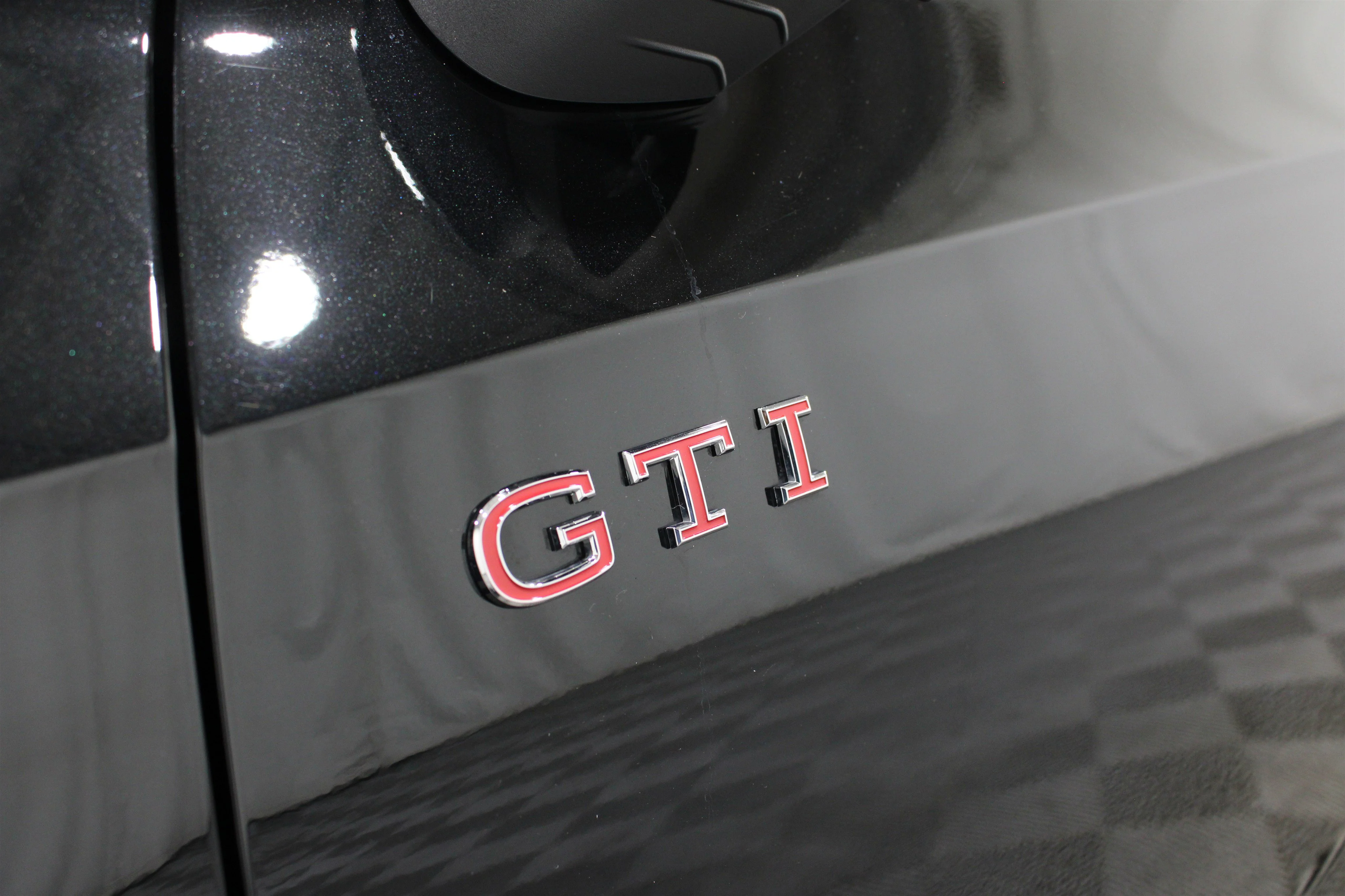 2025 Volkswagen Golf GTI SE - Photo 38