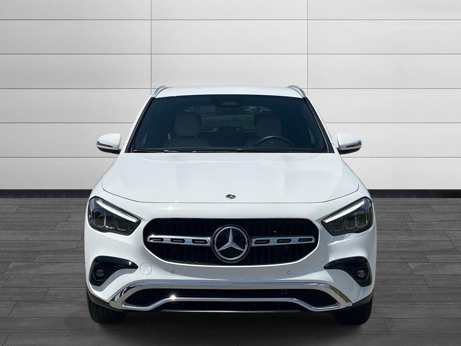 Certified Used 2025 Polar White Mercedes-Benz GLA 250 image 8