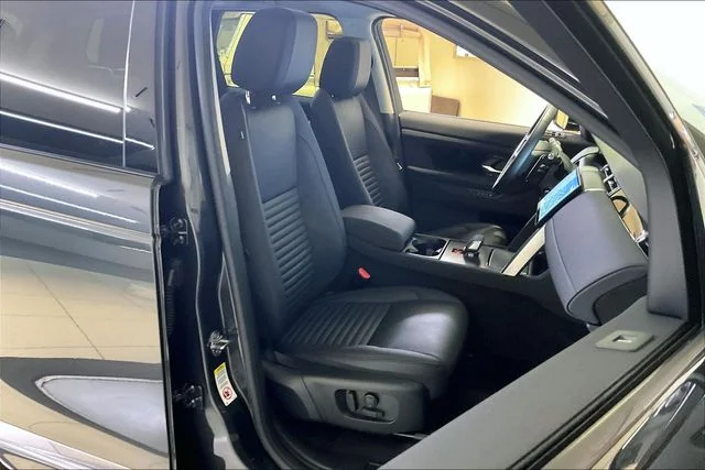Used 2025 Gray Land Rover S image 6
