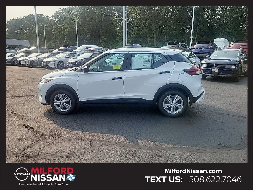 2025 Nissan KICKS PLAY
