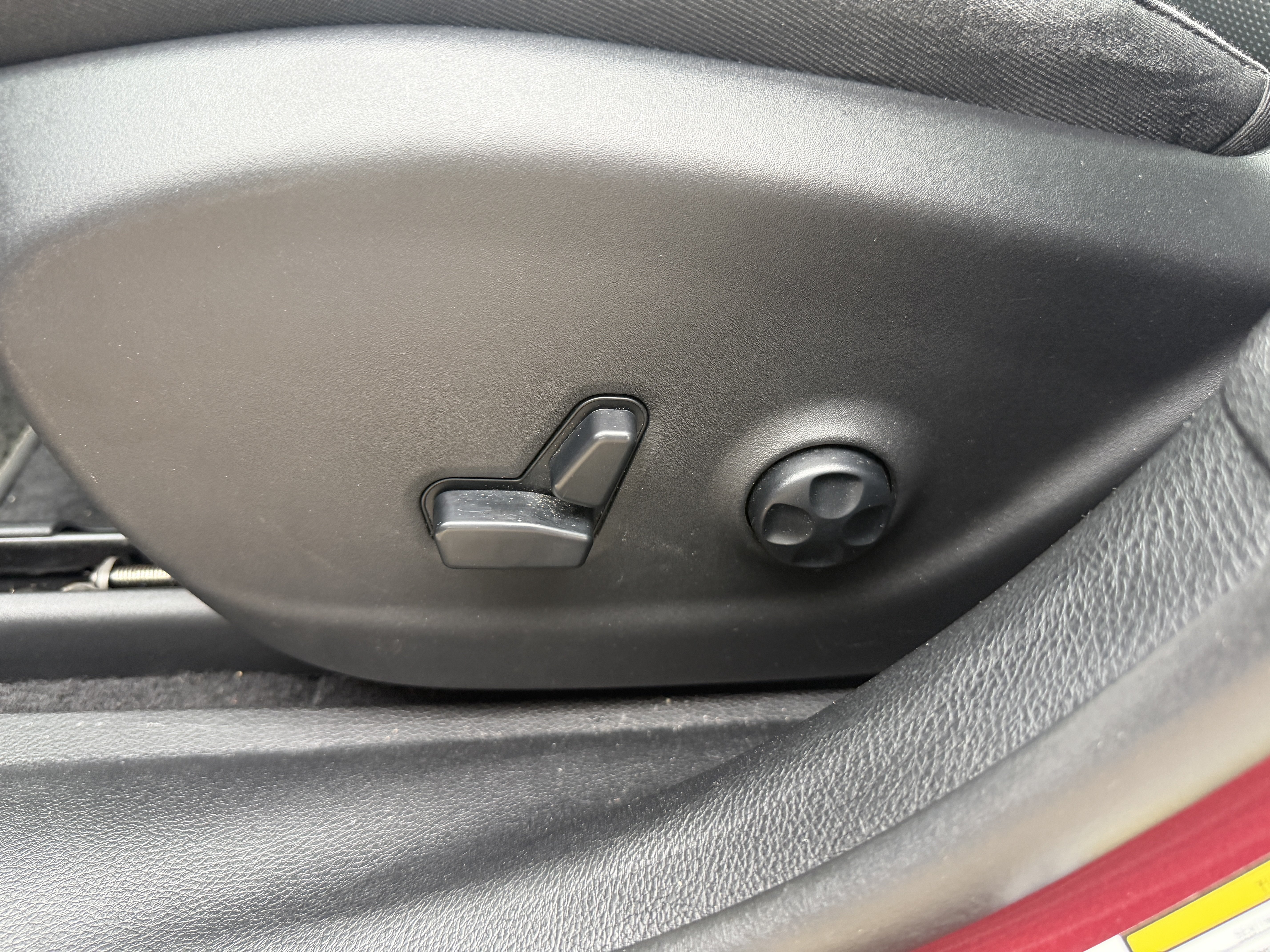 Used 2021 Velvet Red Pearlcoat Jeep 80th Anniversary image 39