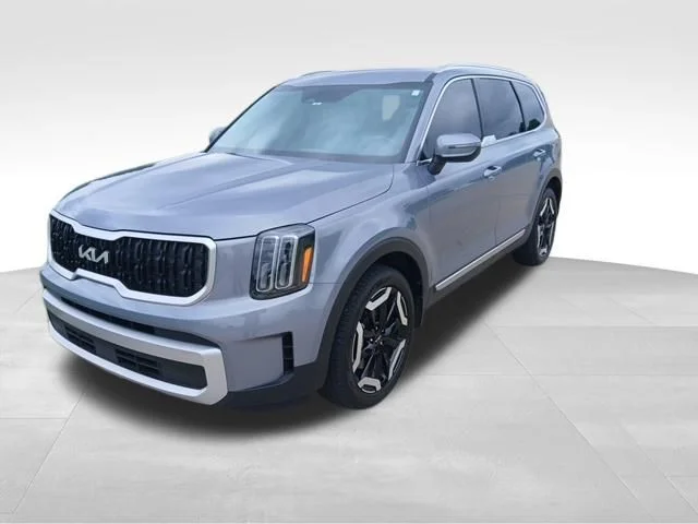 Used 2024 Silver Kia EX image 7