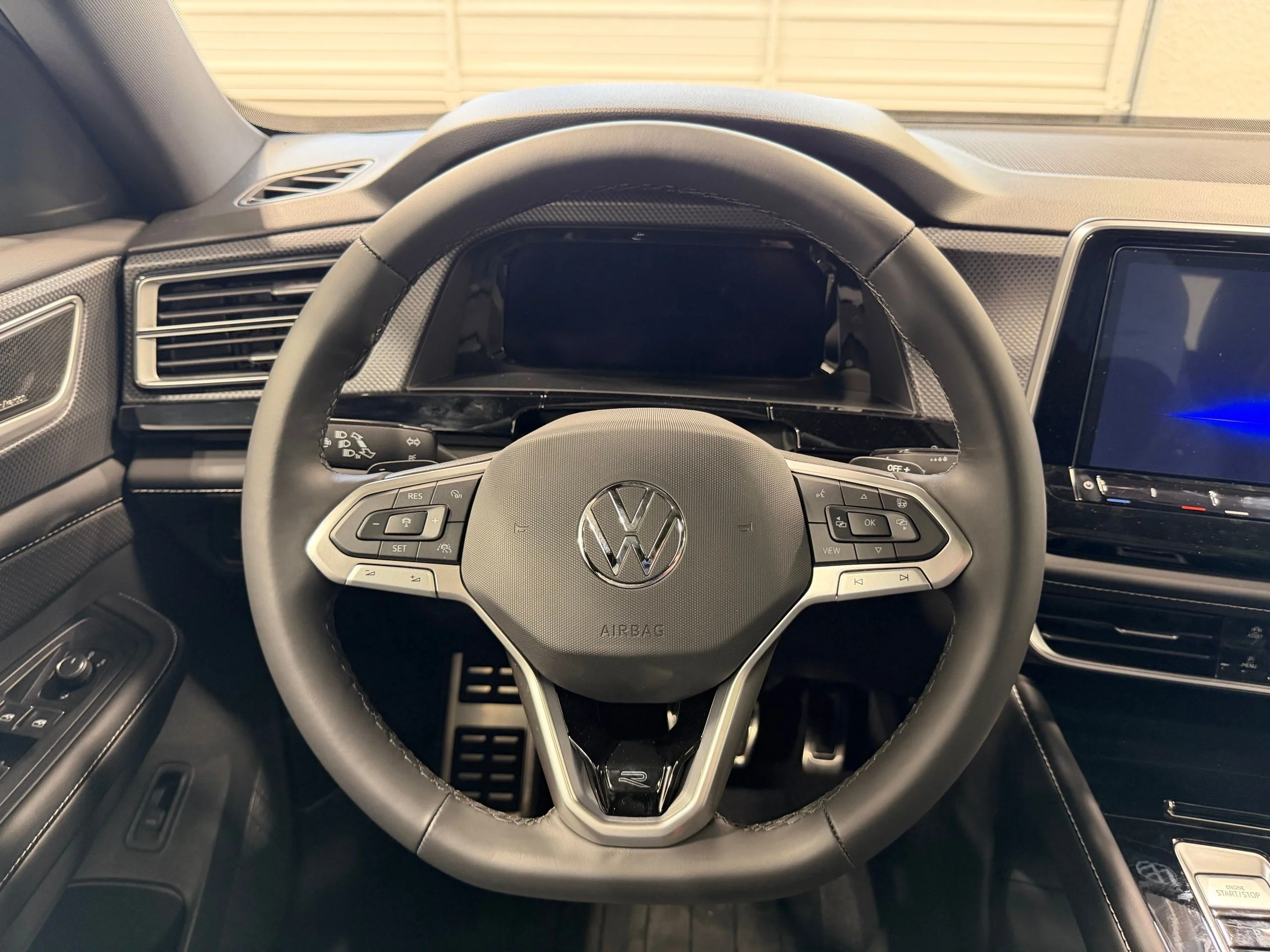 New 2026 White Volkswagen 2.0T SEL Premium R-Line image 38
