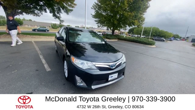 Used 2014 Toyota Camry XLE Hybrid with VIN 4T1BD1FK6EU099852 for sale in Lakewood, CO