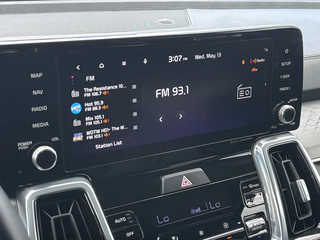 Used 2023 Black Kia SX image 25