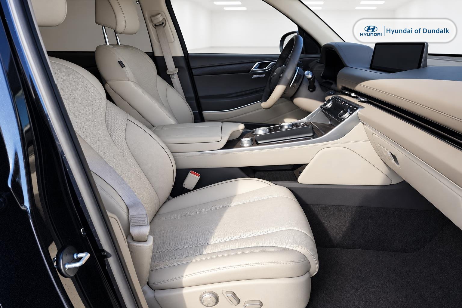 Used 2023 Black Genesis 3.5T image 8