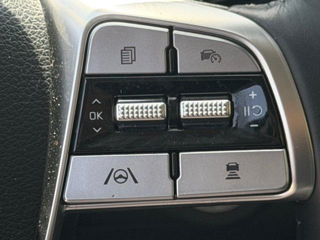 New 2025 Silver Kia SX image 39