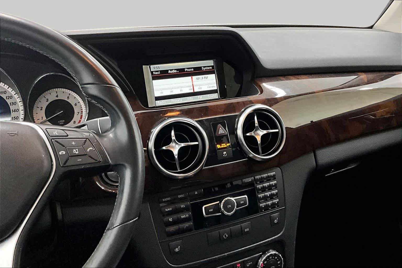 Pre-Owned 2013 Mercedes-Benz GLK 350