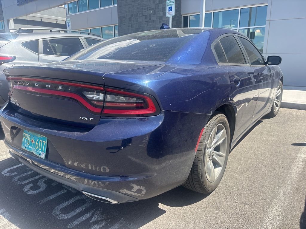 Used 2015 Blue Dodge SXT image 9