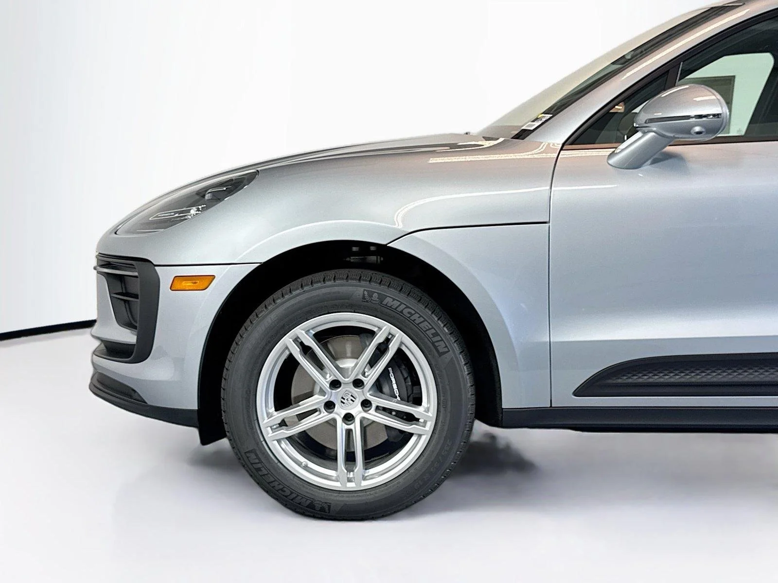 New 2026 Dolomite Silver Metallic Porsche  image 29