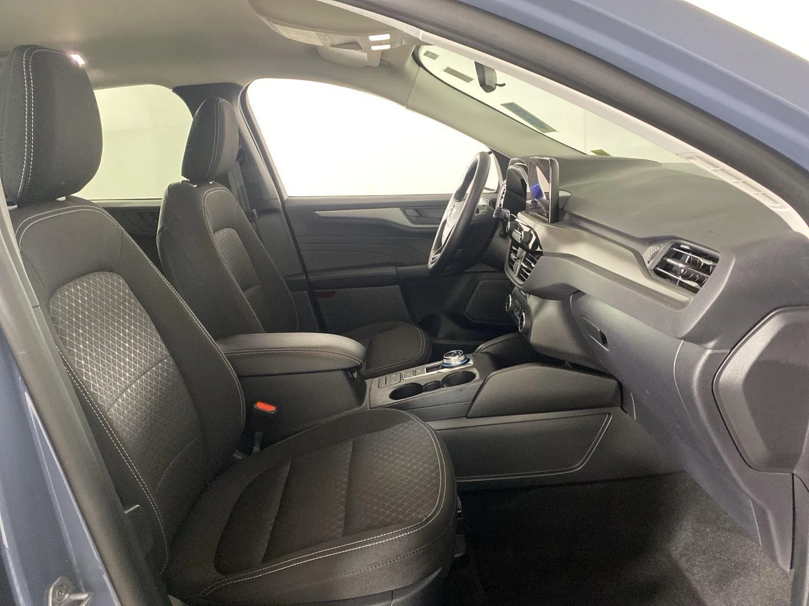 Used 2025 Vapor Blue Ford  image 27