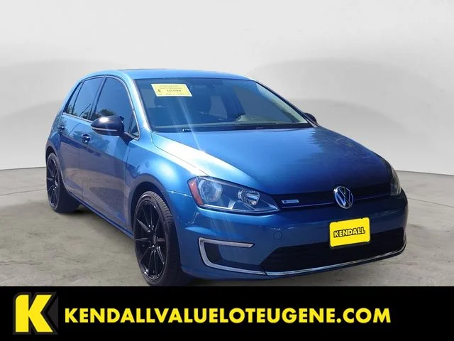 Used 2016 Blue Volkswagen SE image 7