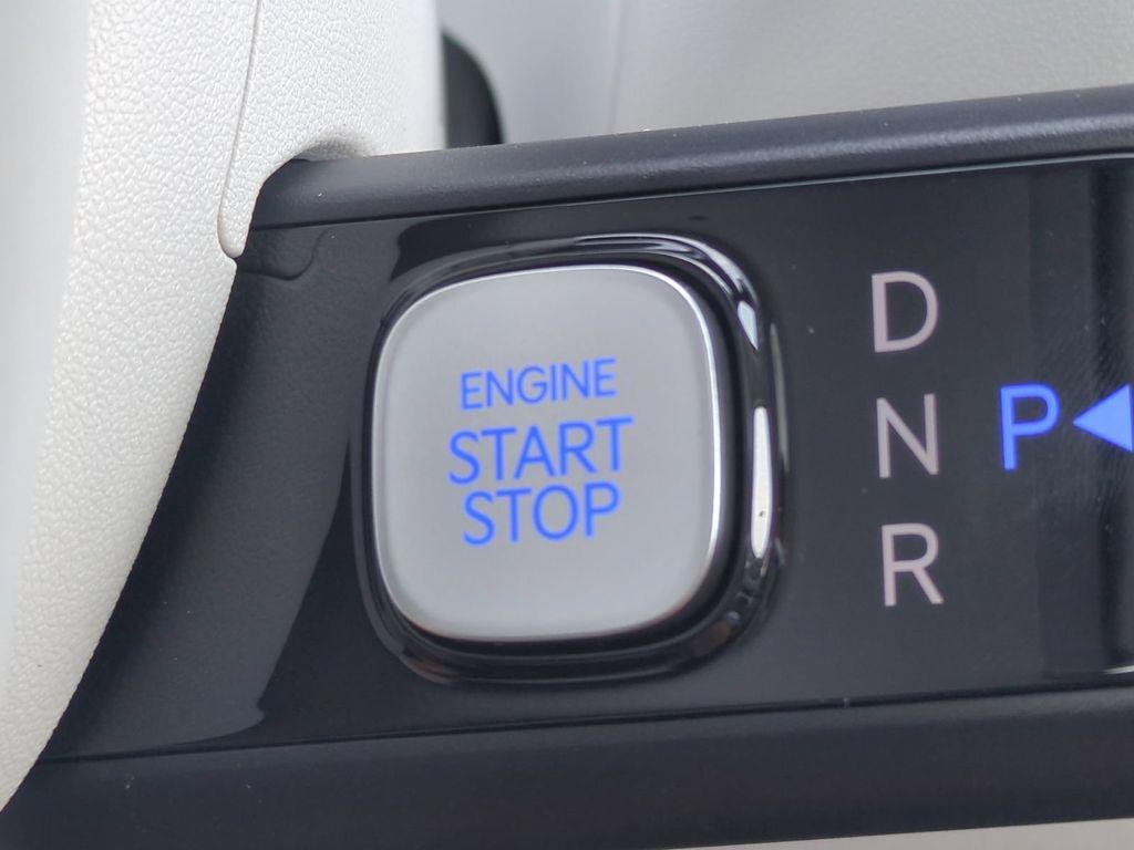 New 2026 Black Hyundai Blue SEL 7P image 38