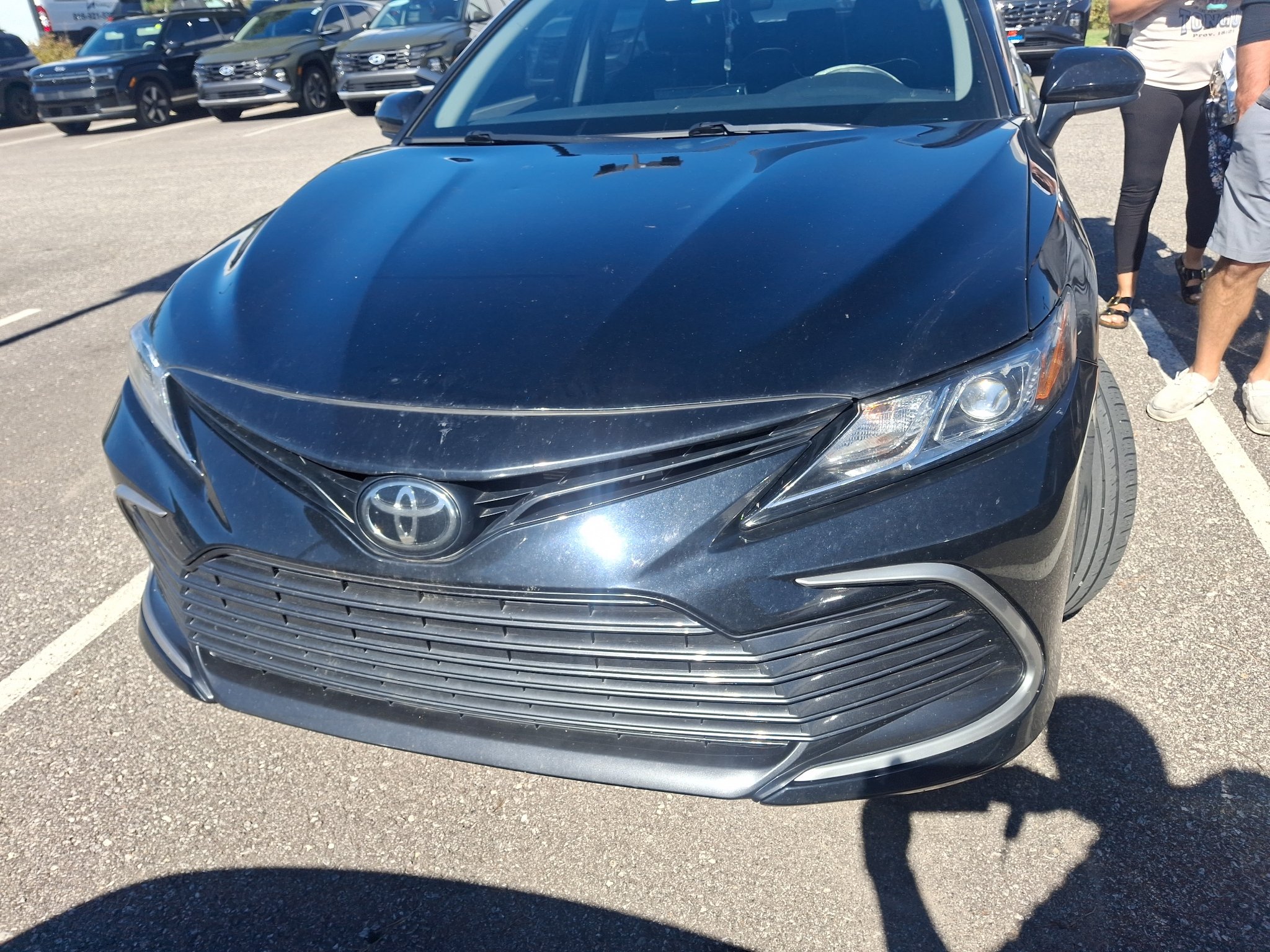 Used 2022 Midnight Black Metallic Toyota LE image 6