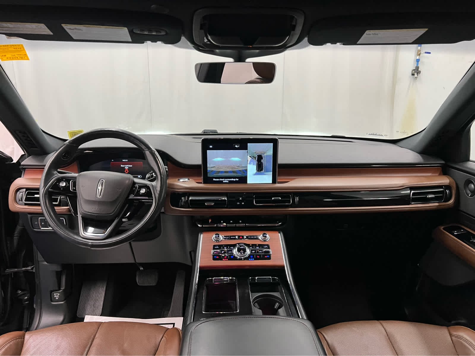 Used 2020 Infinite Black Metallic Lincoln Reserve image 42