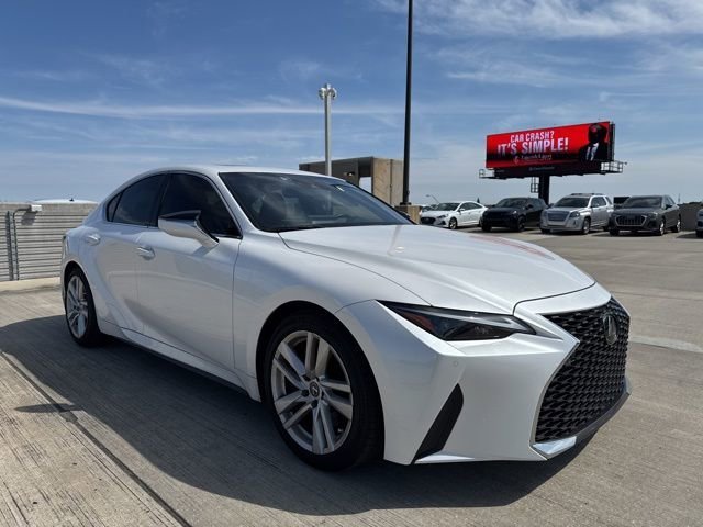2023 Lexus IS 300