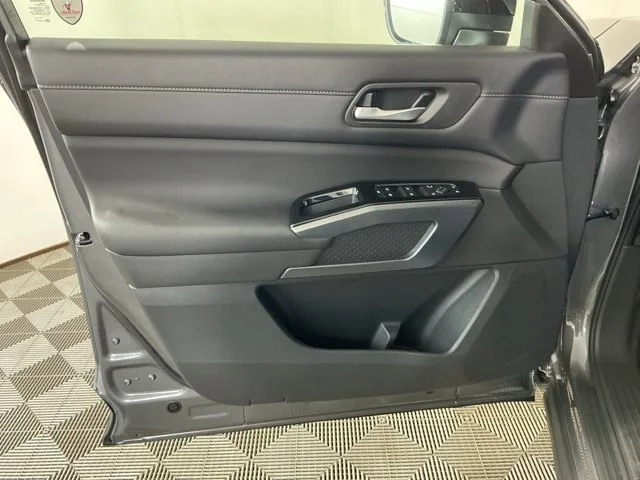 New 2026 Gray Nissan SL image 9
