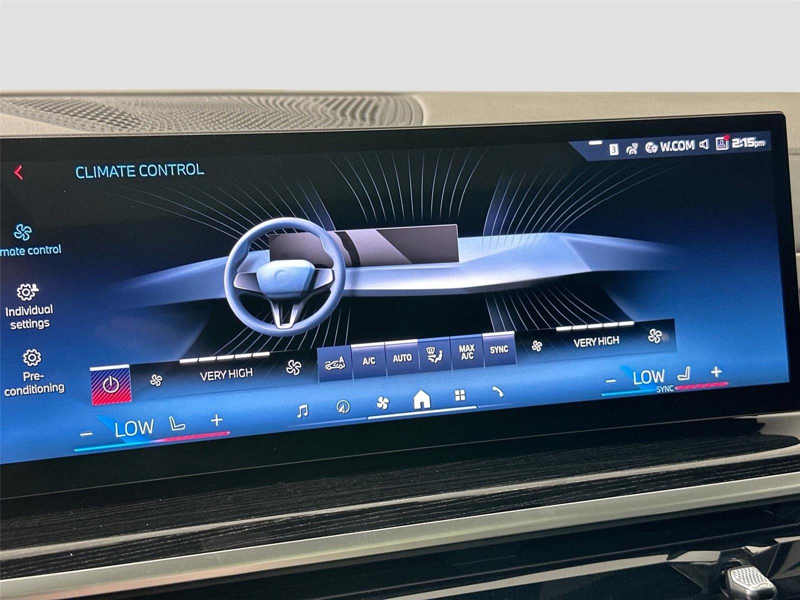 2026 BMW X5 M60i - Photo 16