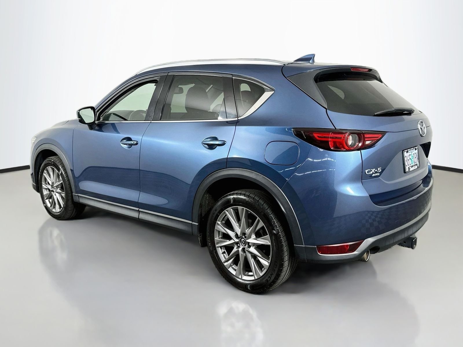 Used 2021 Eternal Blue Mica Mazda Grand Touring image 5