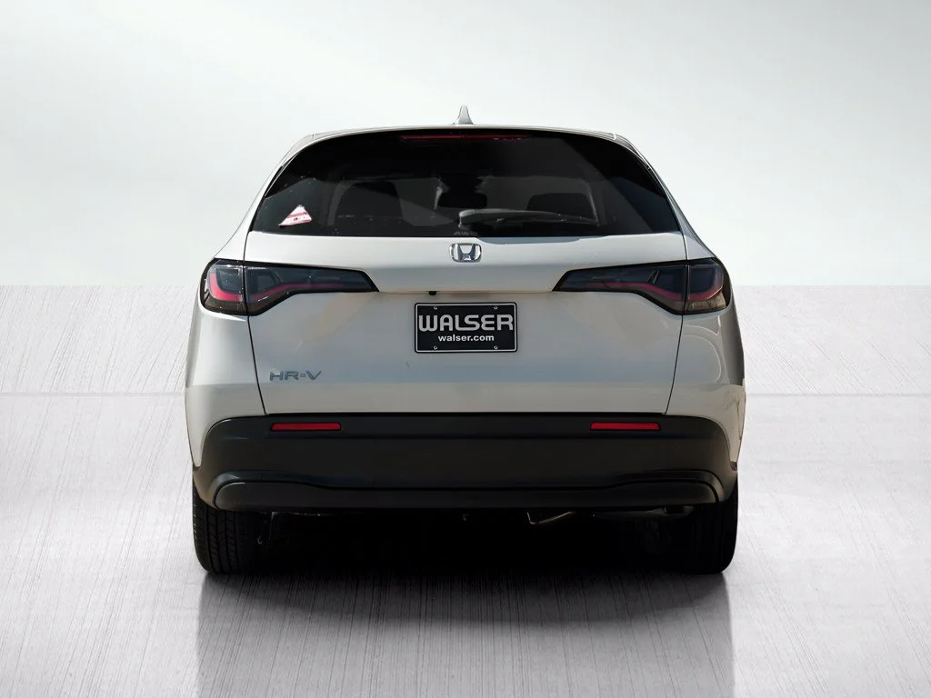 New 2027 Platinum White Pearl Honda LX image 5