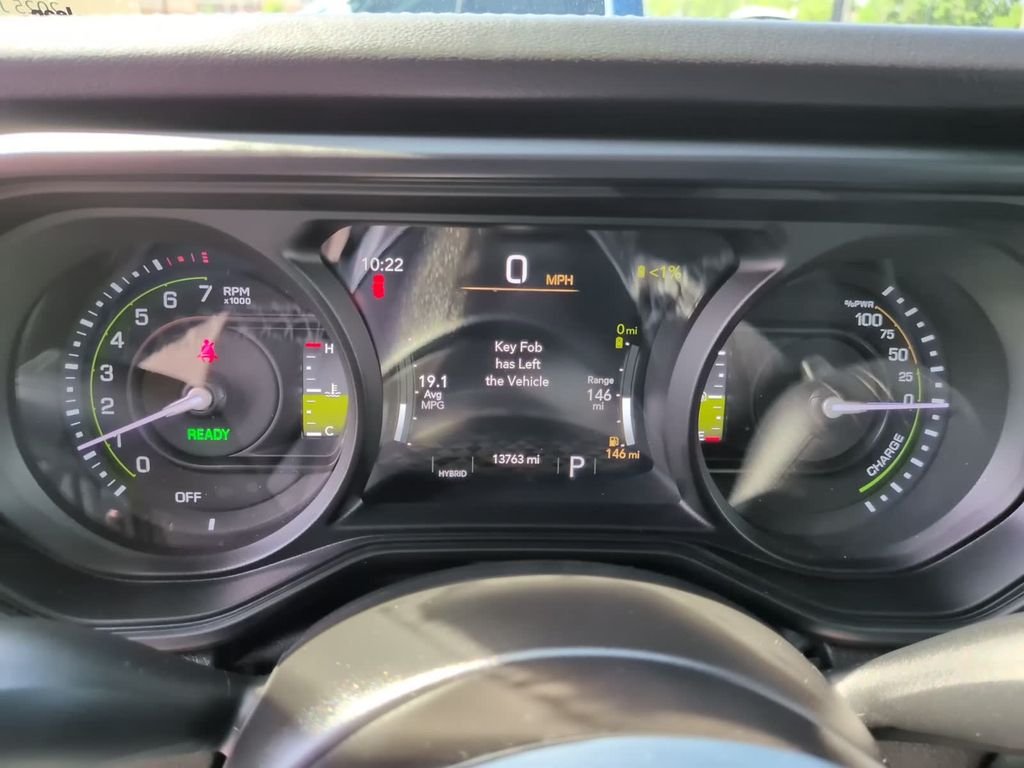 Used 2025 Gray Jeep Sahara 4xe image 21