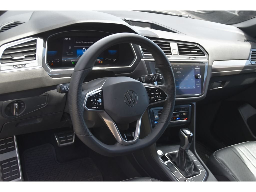 Used 2022 Deep Black Pearl Volkswagen SE R-Line Black image 16