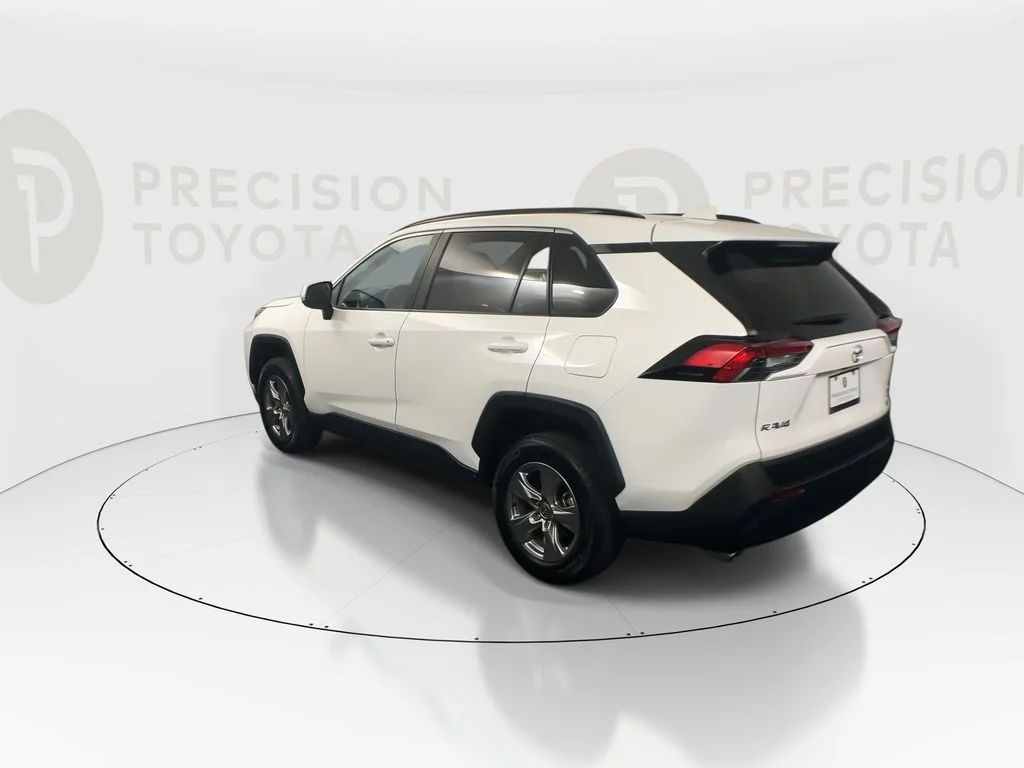 Used 2025 Ice Toyota XLE image 14