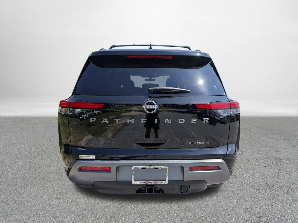 New 2026 Black Nissan Platinum image 4