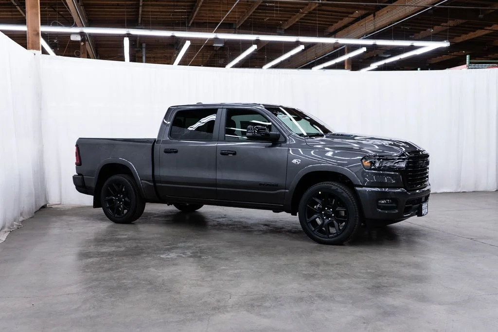 2026 RAM 1500 Laramie 4x4 Crew Cab 5'7's photo