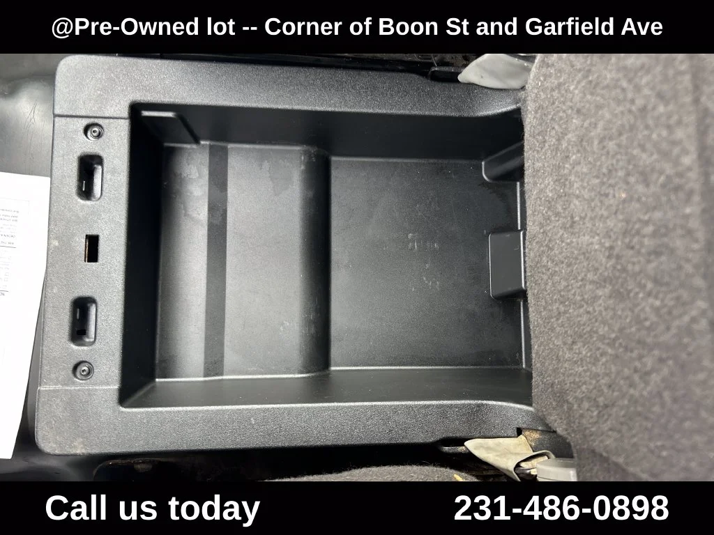 Used 2019 Red Ford XL image 22