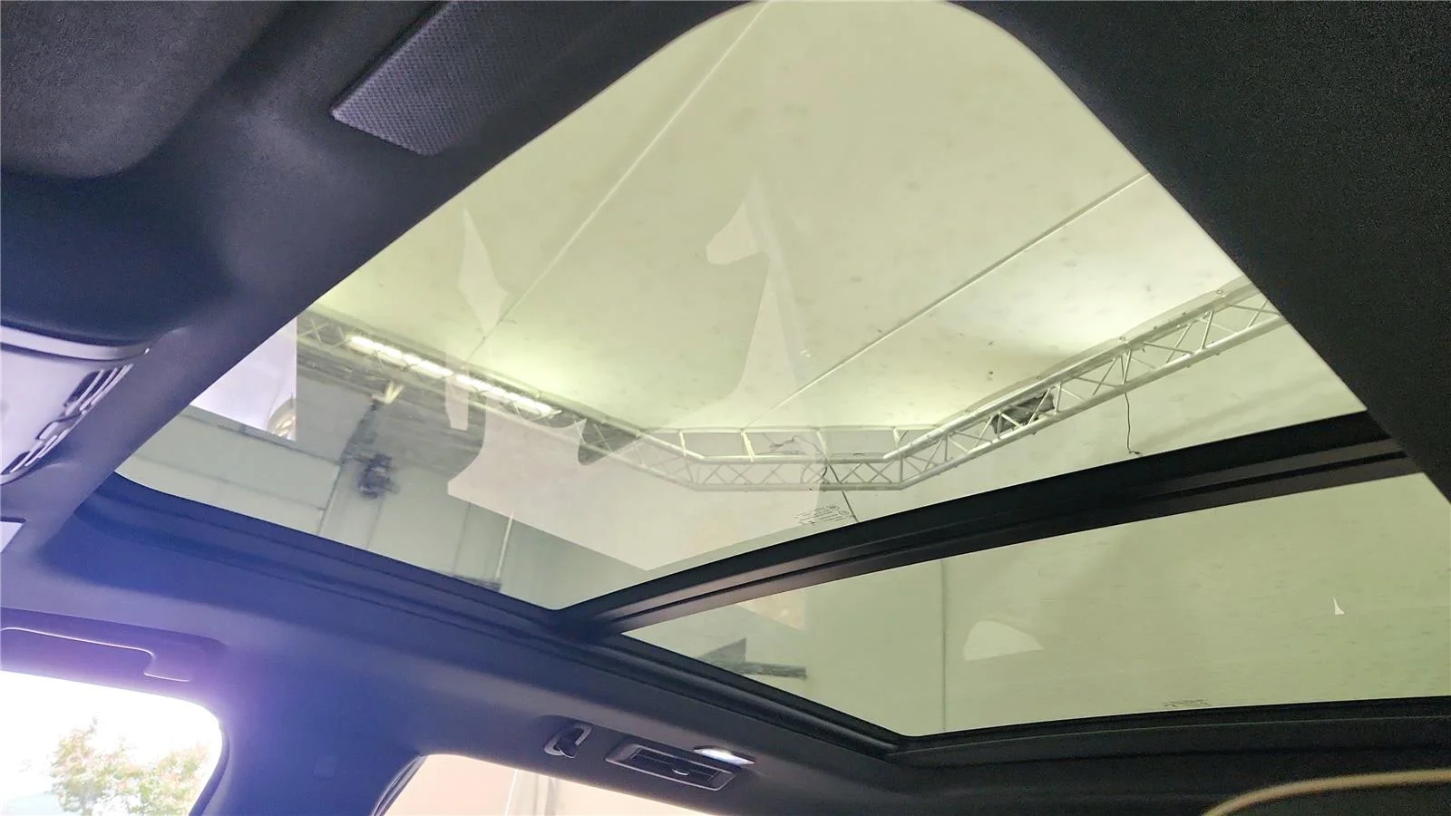 2026 Chevrolet Tahoe Premier - Photo 27