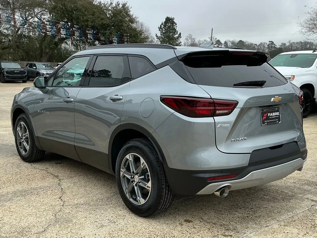 New 2026 Gray Chevrolet LT image 7