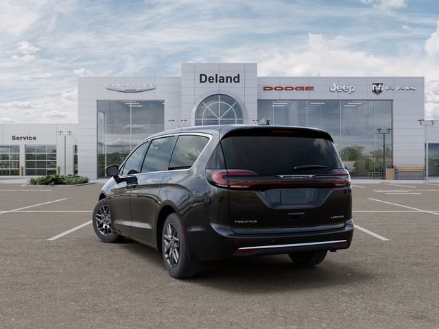 New 2027 Diamond Black Crystal Pearl-Coat Exterior Paint Chrysler Limited image 3