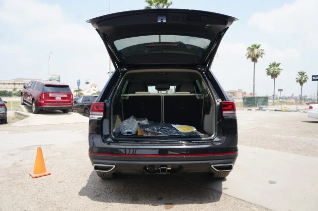 2024 Volkswagen Atlas SE w/Tech - Photo 7
