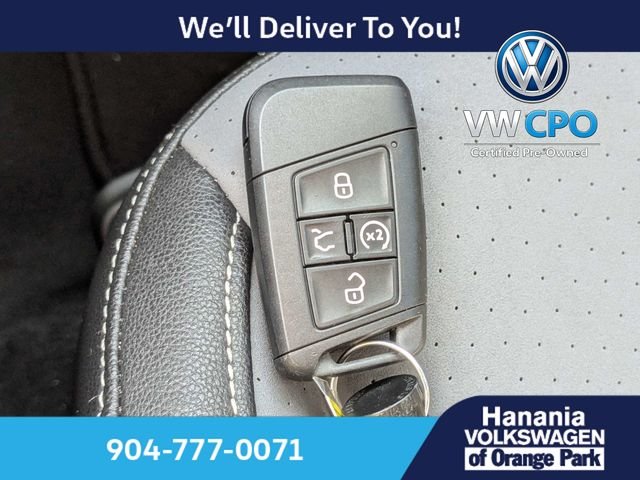 Certified Used 2025 Black Volkswagen 1.5T SE image 32