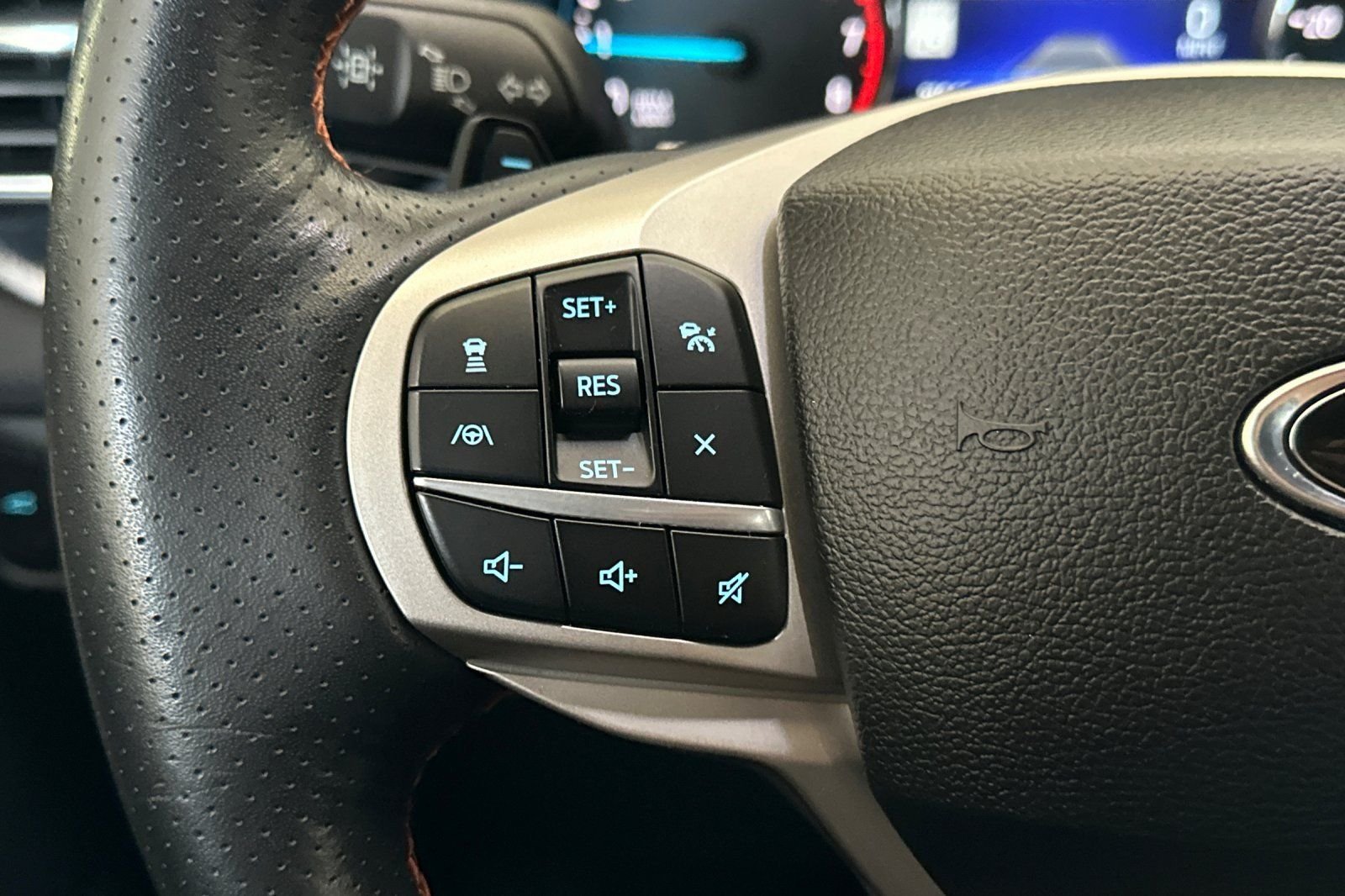 Used 2022 White Ford Timberline image 26