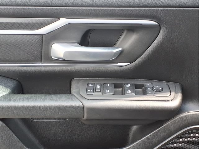 Used 2025  Ram Big Horn image 17
