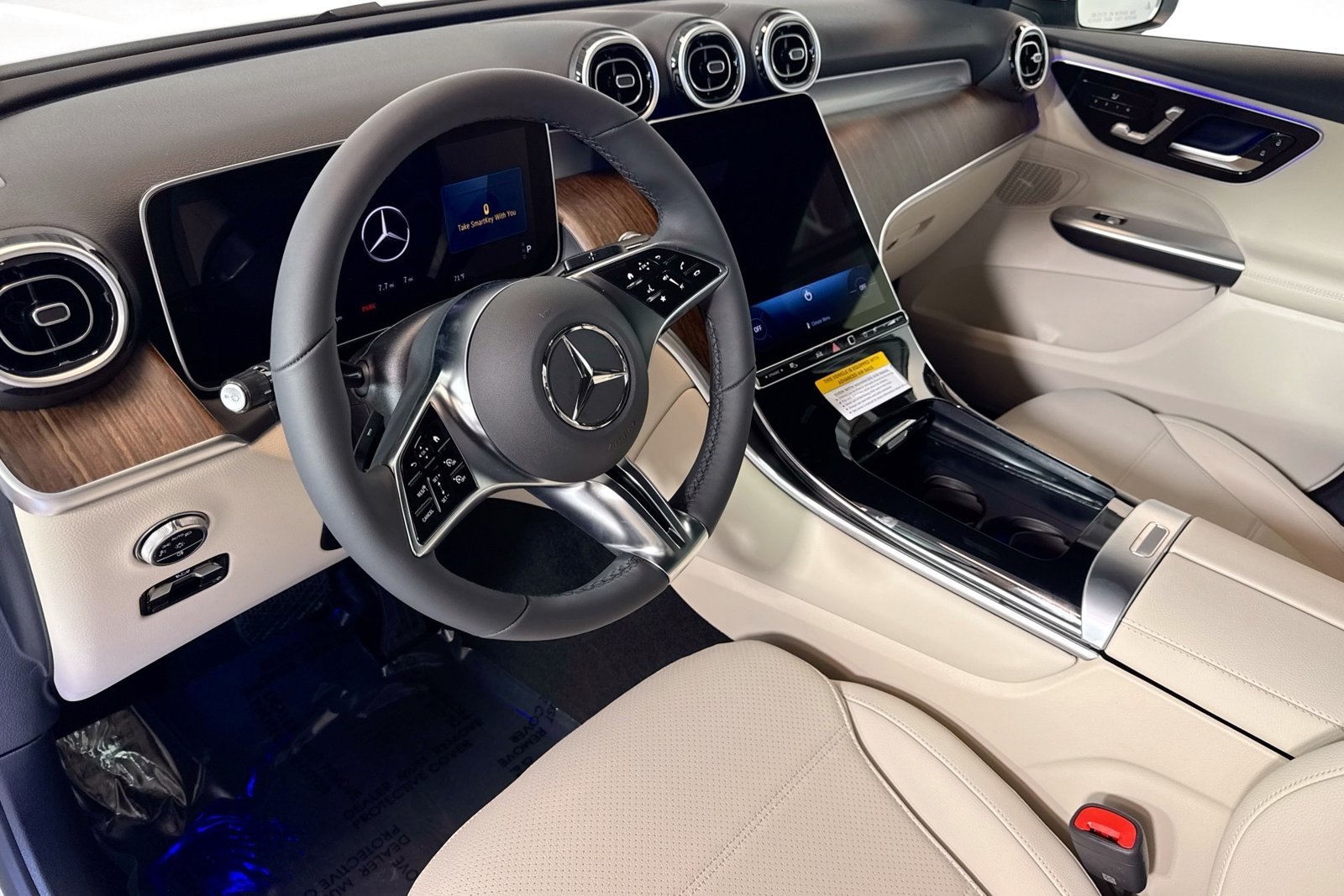 New 2026 Black Mercedes-Benz GLC 300 image 9