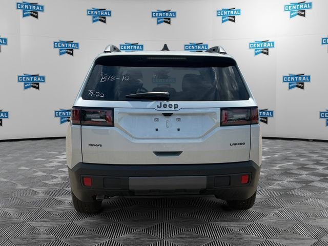 New 2026 Silver Zynith Clearcoat Jeep Laredo image 4