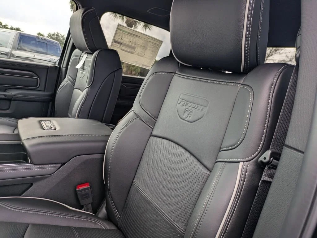 2026 RAM 2500 Rebel - Photo 11
