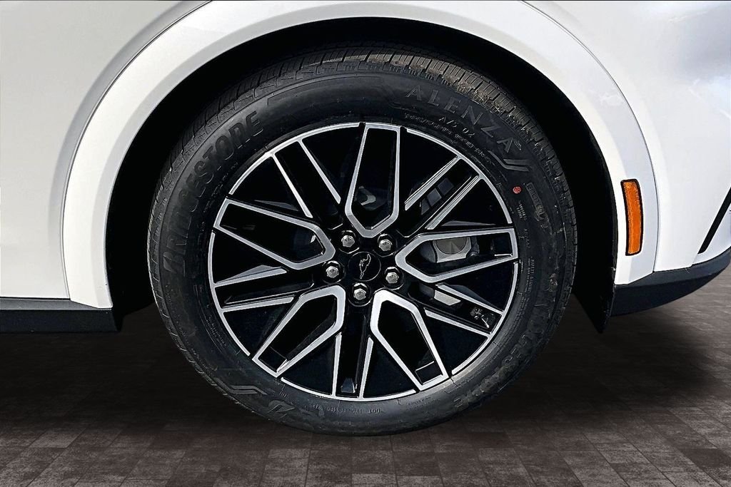 2026 Ford Mustang Mach-E Premium - Photo 32
