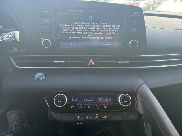 2021 Hyundai Elantra SEL - Photo 8