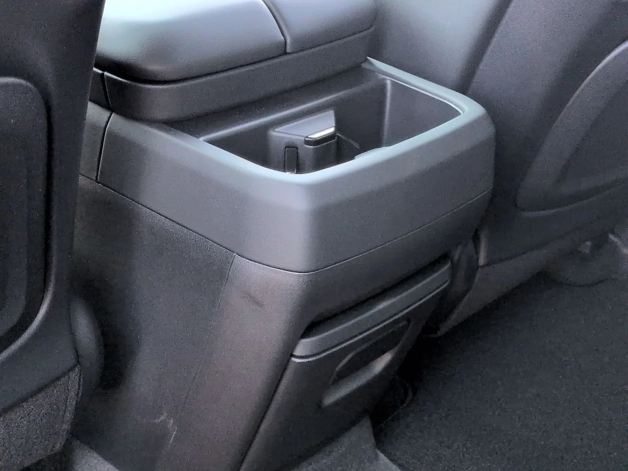 New 2027 Wolf Gray Kia X-Line SX Prestige image 22