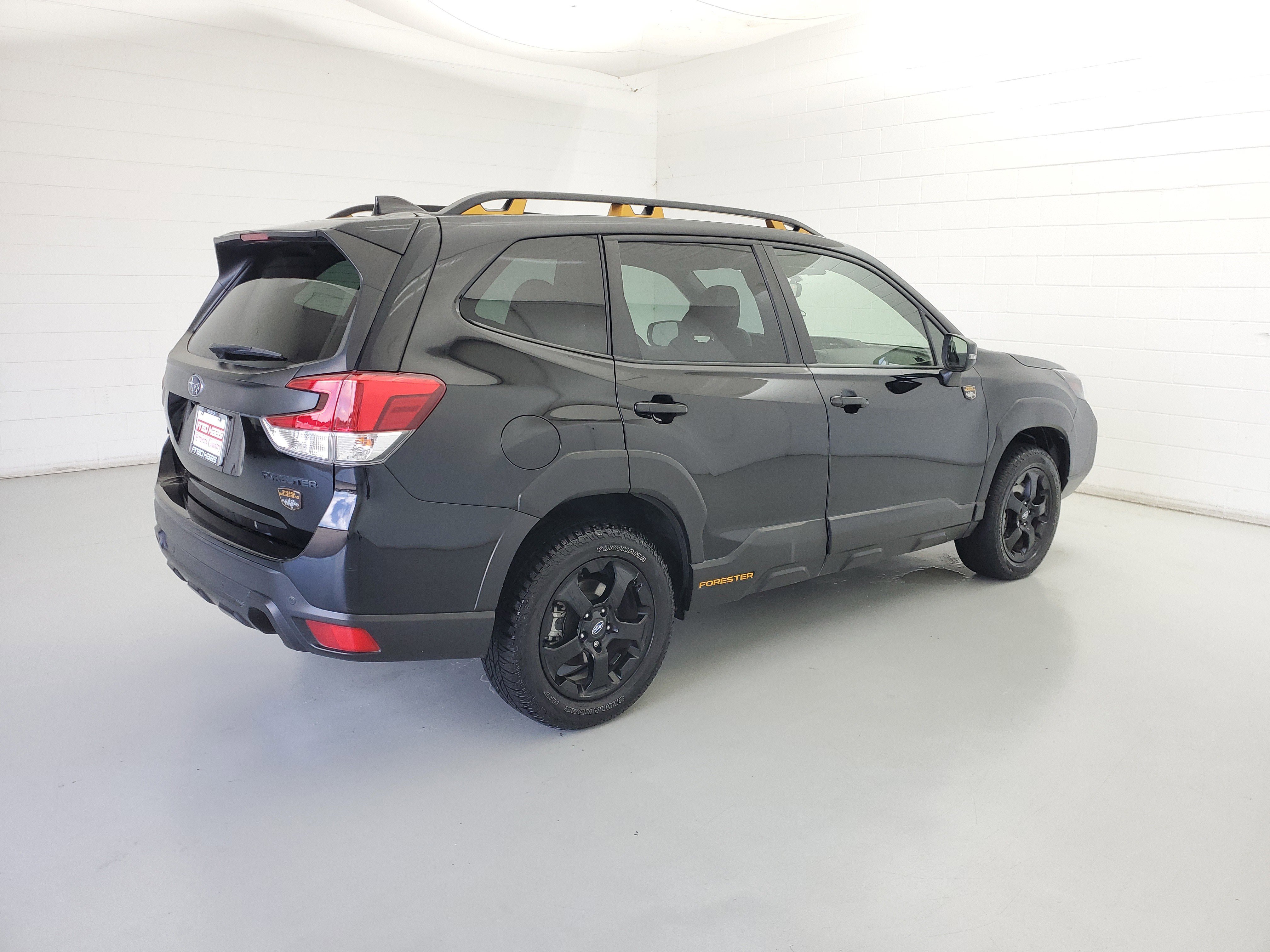 Used 2023 Crystal Black Pearl Subaru Wilderness image 5