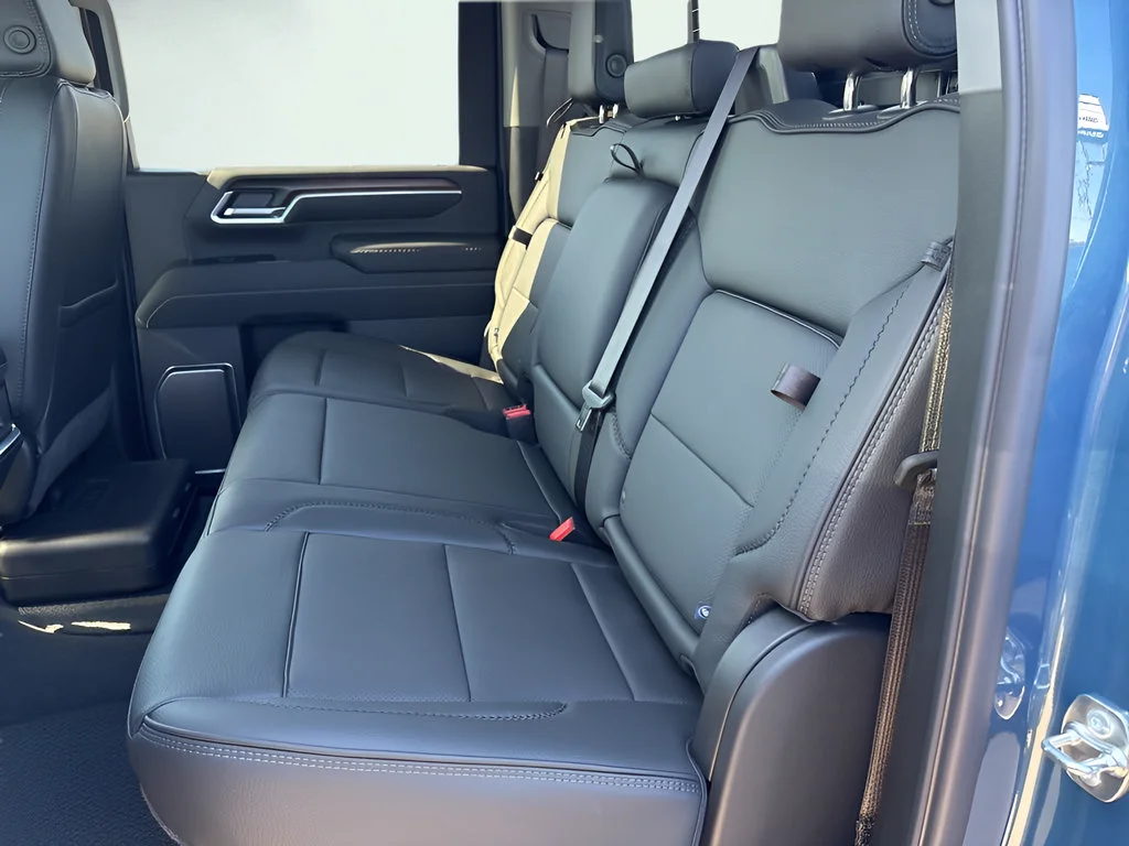 2026 GMC Sierra 2500HD Denali - Photo 12