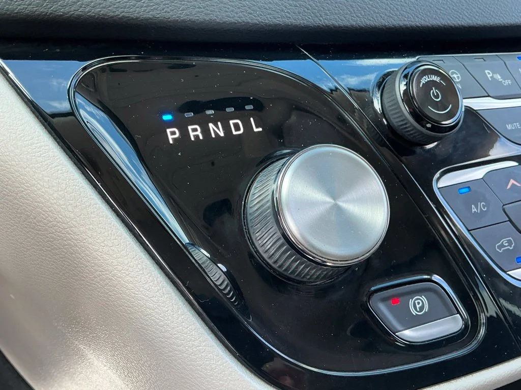 Used 2022 White Chrysler Touring L image 32