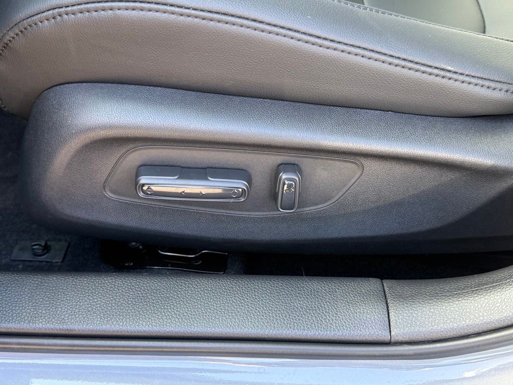 New 2026 Urban Gray Pearl Acura Base image 24